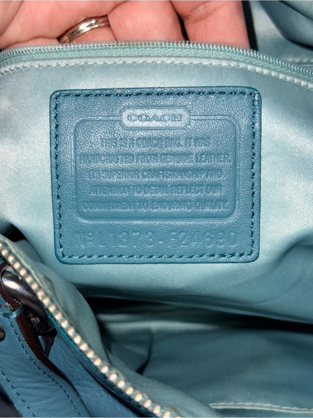 Blue Leather Shoulder Bag - Stylish Everyday Tote - Picture 6 of 7